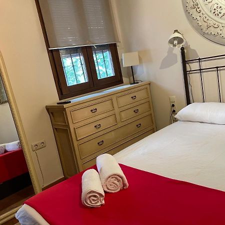 Апартаменты Sleep In Historic Puerta Elvira Гранада Экстерьер фото